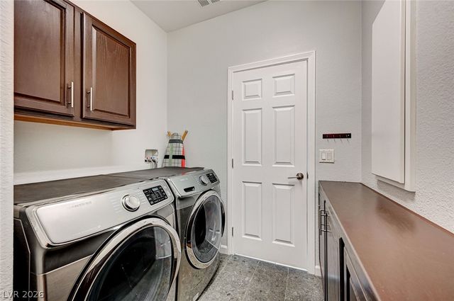 3720 Russell Peterson Court, Las Vegas, NV 89129