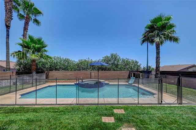 3720 Russell Peterson Court, Las Vegas, NV 89129