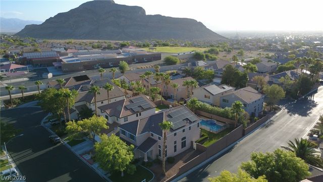 3720 Russell Peterson Court, Las Vegas, NV 89129