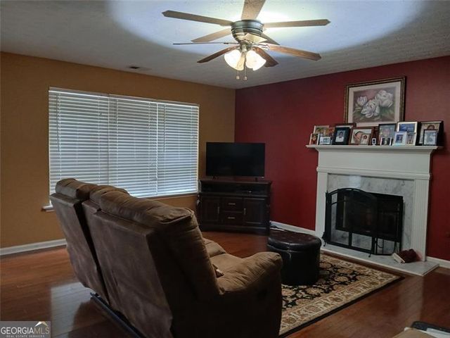 3488 ALLIE Drive, Snellville, GA 30039