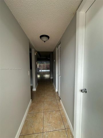 4159 SW 66th Lane 120, Davie, FL 33314