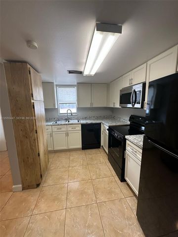 4159 SW 66th Lane 120, Davie, FL 33314