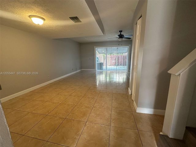 4159 SW 66th Lane 120, Davie, FL 33314