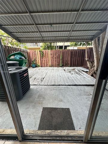 4159 SW 66th Lane 120, Davie, FL 33314