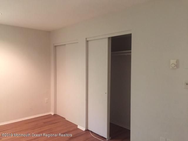 171 Amberly Drive H, Manalapan, NJ 07726