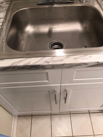171 Amberly Drive H, Manalapan, NJ 07726