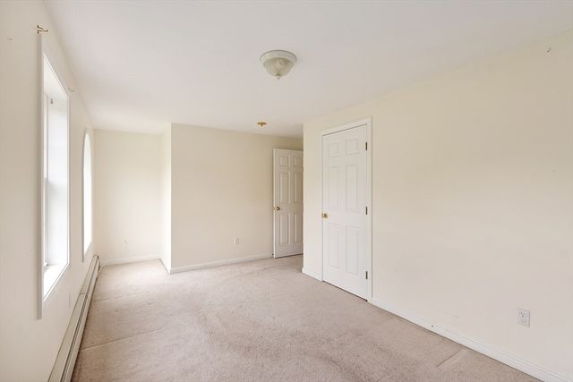 46 Woodlawn Ave, Winchendon, MA 01475