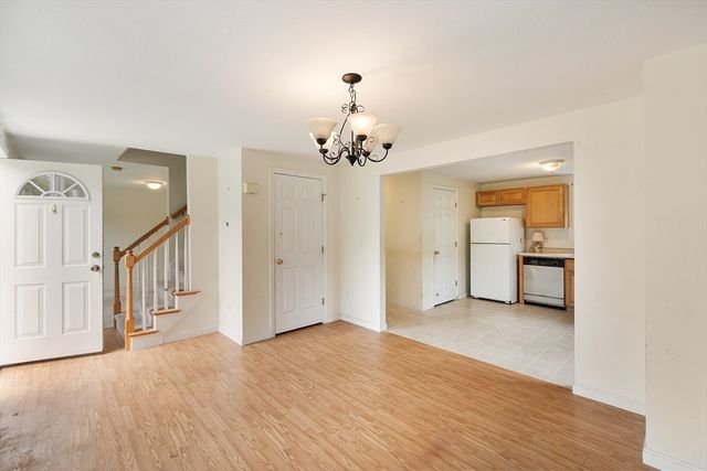 46 Woodlawn Ave, Winchendon, MA 01475