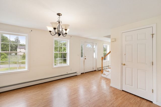 46 Woodlawn Ave, Winchendon, MA 01475