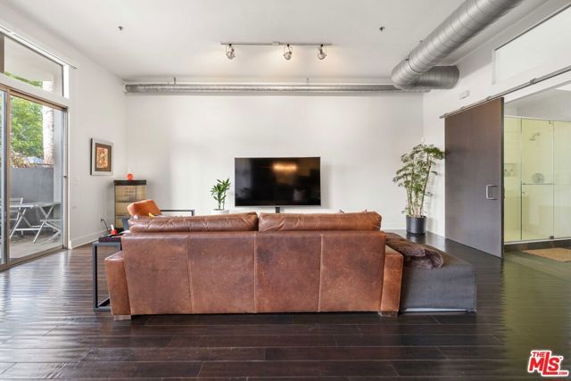 13320 Beach Avenue 103, Marina Del Rey, CA 90292