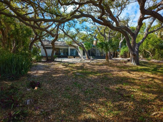 854 N CASEY KEY ROAD, Osprey, FL 34229