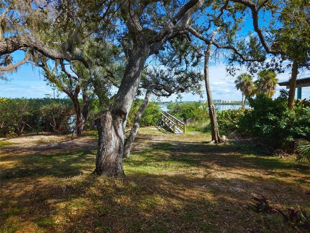 854 N CASEY KEY ROAD, Osprey, FL 34229