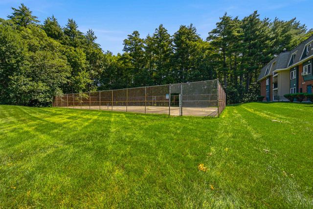 5 Knights Bridge Drive K208, Nashua, NH 03063