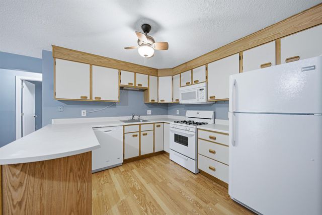 5 Knights Bridge Drive K208, Nashua, NH 03063