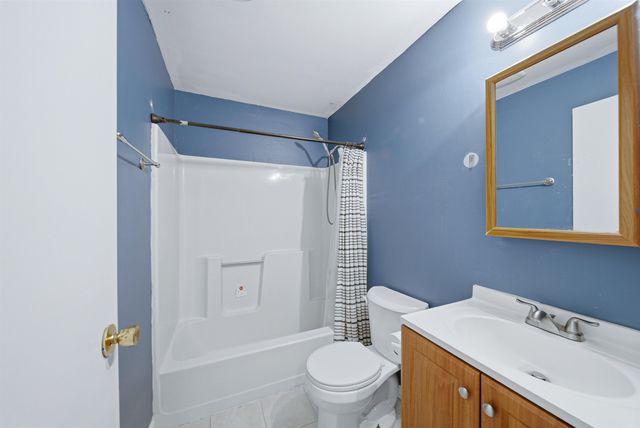 5 Knights Bridge Drive K208, Nashua, NH 03063