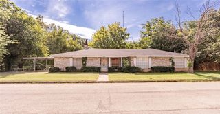 1103 Miller Street, Bowie, TX 76230