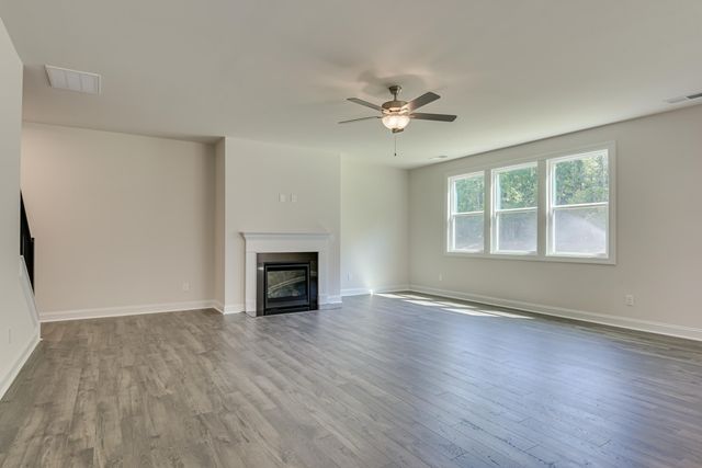 525 Hacienda Court, Sumter, SC 29150