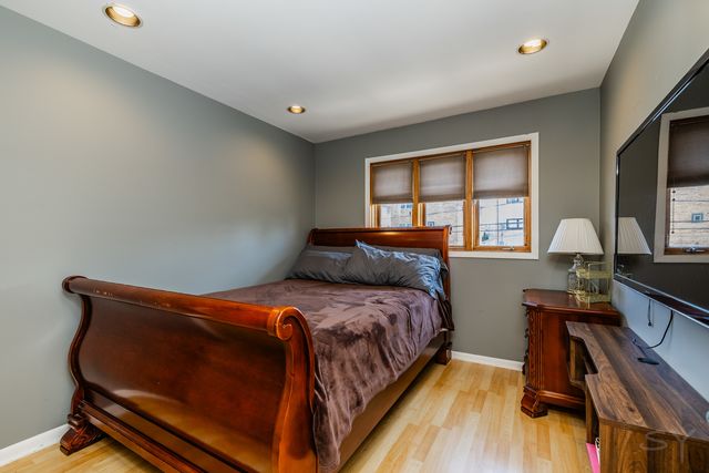 3631 N PACIFIC Avenue, Chicago, IL 60634