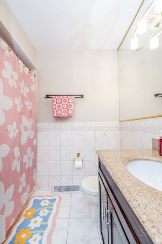 3631 N PACIFIC Avenue, Chicago, IL 60634
