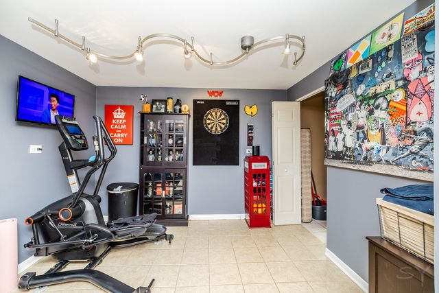 3631 N PACIFIC Avenue, Chicago, IL 60634
