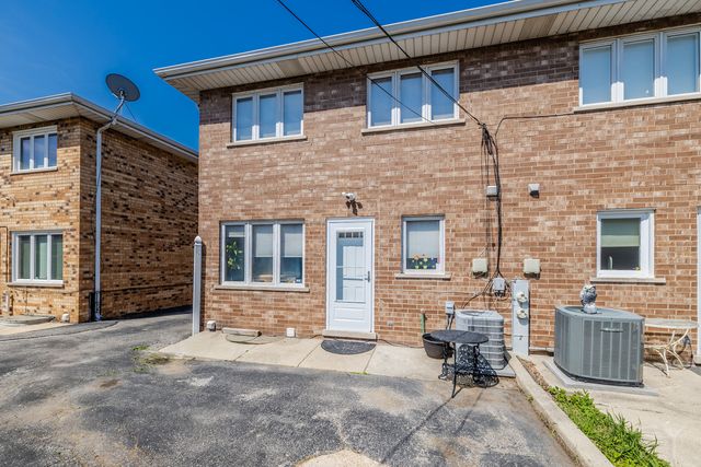 3631 N PACIFIC Avenue, Chicago, IL 60634