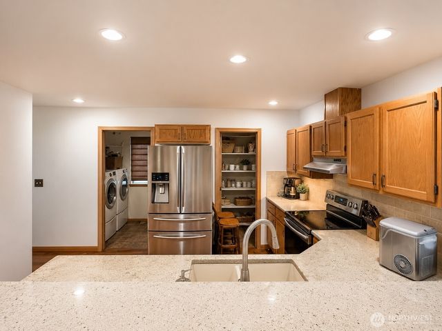 22143 SE Bluewater Drive SE, Yelm, WA 98597