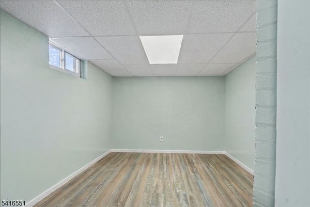 6 Center St, Pompton Lakes Boro, NJ 07442