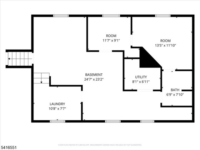 6 Center St, Pompton Lakes Boro, NJ 07442