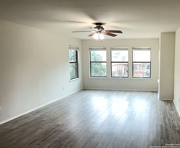 8106 Royal Fld, San Antonio, TX 78255