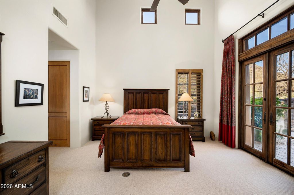 Image 26 of property listing at 42144 N SAGUARO FOREST Drive, Scottsdale, AZ 85262