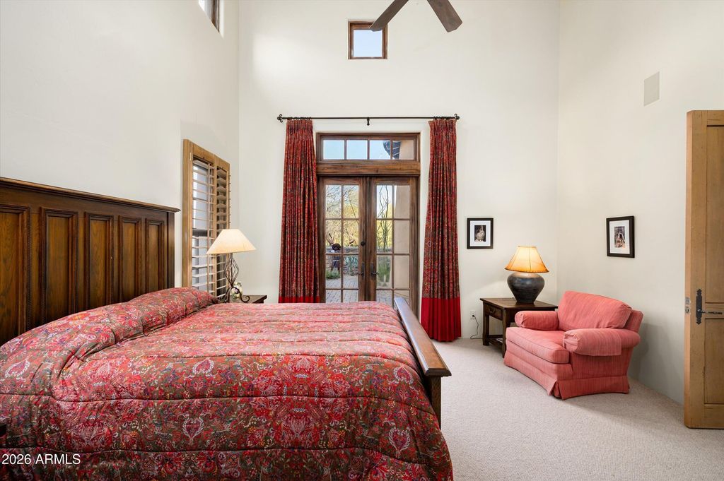 Image 27 of property listing at 42144 N SAGUARO FOREST Drive, Scottsdale, AZ 85262