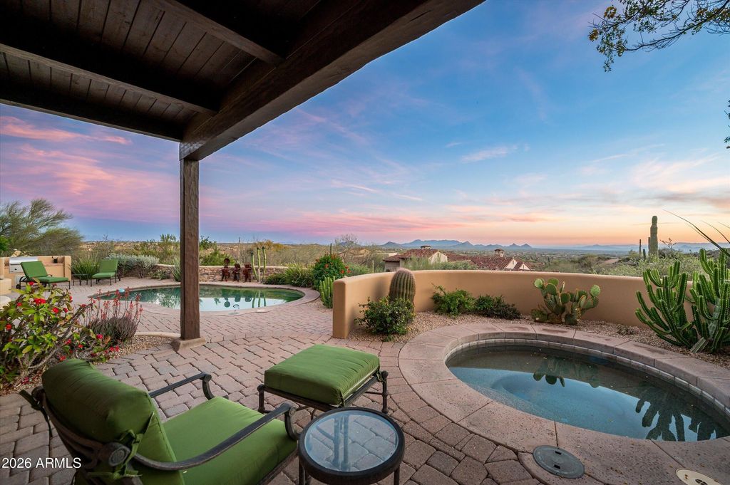 Image 38 of property listing at 42144 N SAGUARO FOREST Drive, Scottsdale, AZ 85262