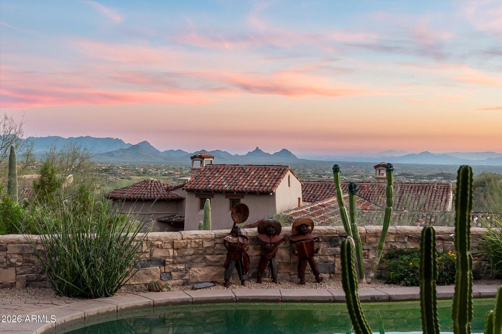 Image 40 of property listing at 42144 N SAGUARO FOREST Drive, Scottsdale, AZ 85262