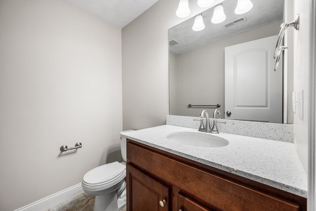 1 Olson St 17, Wilmington, MA 01887
