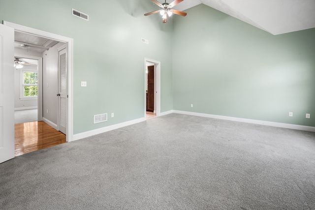 1 Olson St 17, Wilmington, MA 01887
