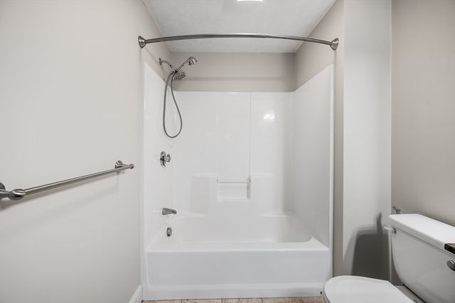1 Olson St 17, Wilmington, MA 01887