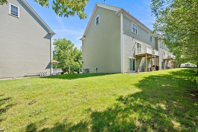 1 Olson St 17, Wilmington, MA 01887