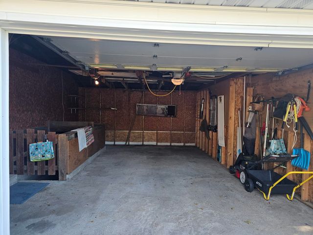 205 W Ely Street, Greene, IA 50636