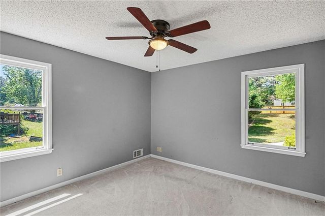 2080 Castle Lake Drive, Tyrone, GA 30290