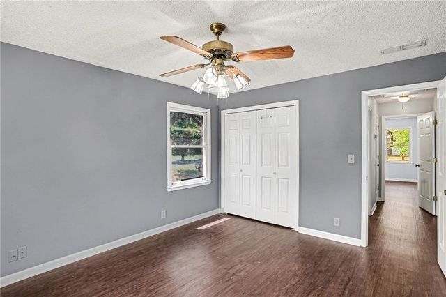 2080 Castle Lake Drive, Tyrone, GA 30290