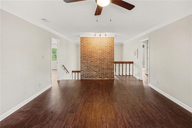 2080 Castle Lake Drive, Tyrone, GA 30290