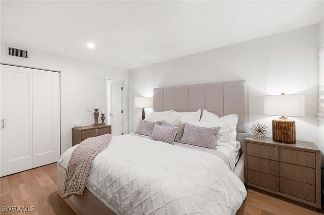 175 Fifth Avenue S 204, Naples, FL 34102