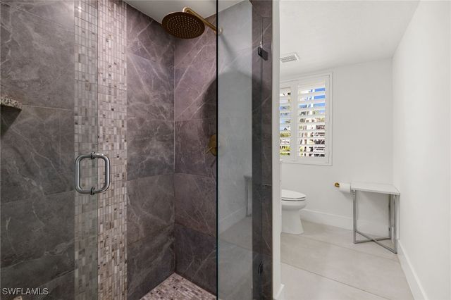 175 Fifth Avenue S 204, Naples, FL 34102