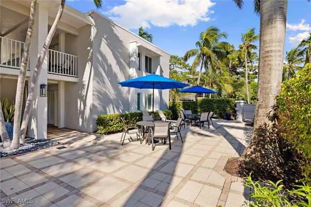 175 Fifth Avenue S 204, Naples, FL 34102