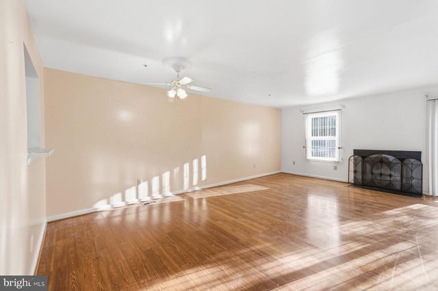 2929 HOBBLEBUSH CT, Lanham, MD 20706