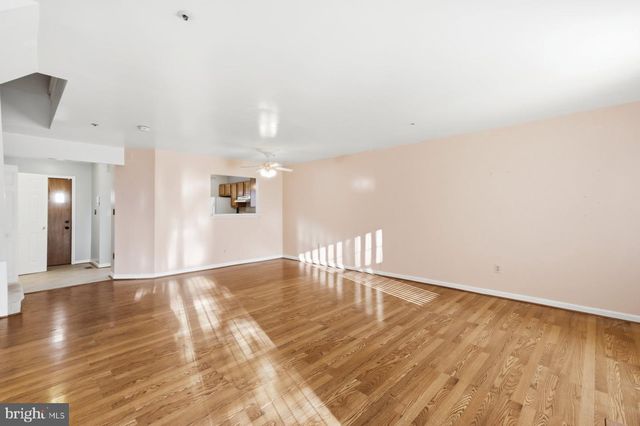 2929 HOBBLEBUSH CT, Lanham, MD 20706