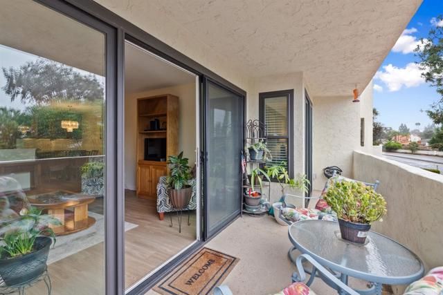 17607 Pomerado 101, Rancho Bernardo (san Diego), CA 92128