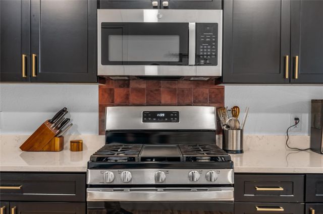 5935 Kevin Kelly PL, Austin, TX 78727