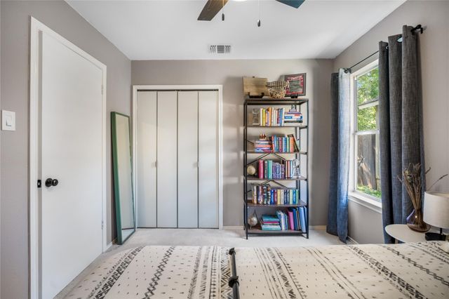 5935 Kevin Kelly PL, Austin, TX 78727