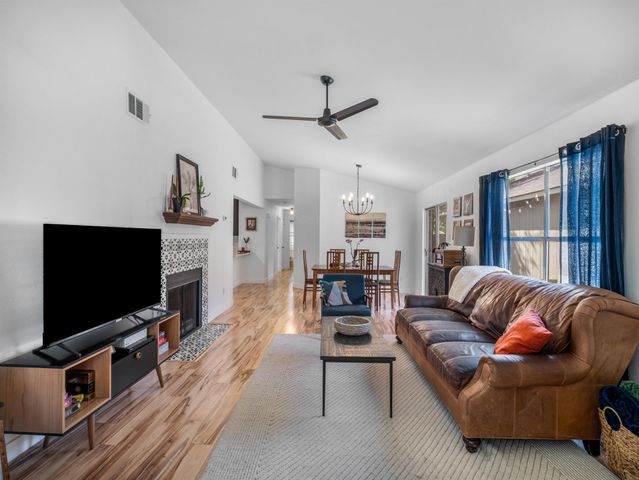 5935 Kevin Kelly PL, Austin, TX 78727